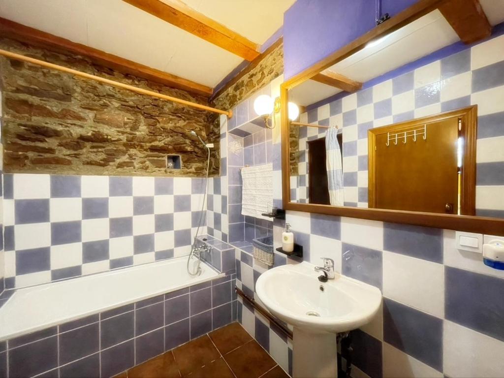 Maison d'hôtes La Asturxana à Malleza Extérieur photo