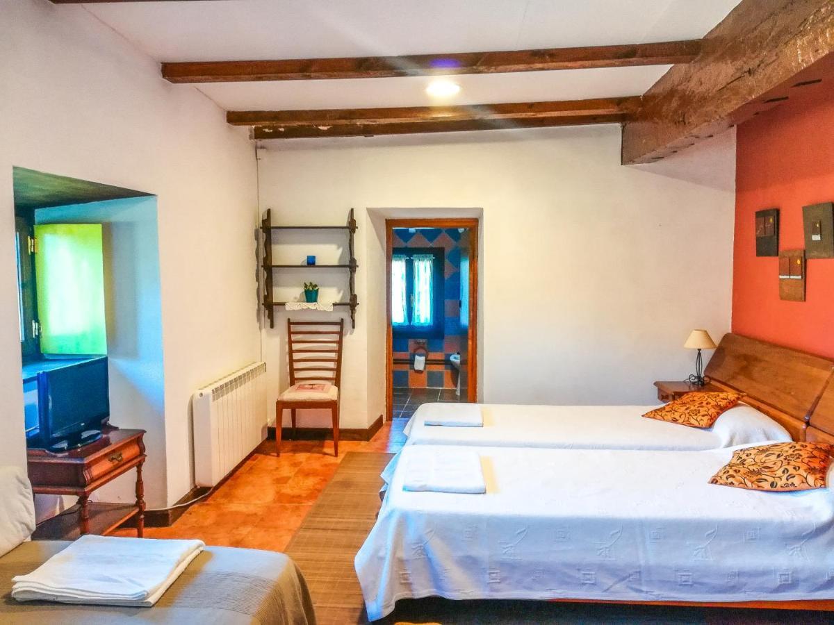 Maison d'hôtes La Asturxana à Malleza Extérieur photo