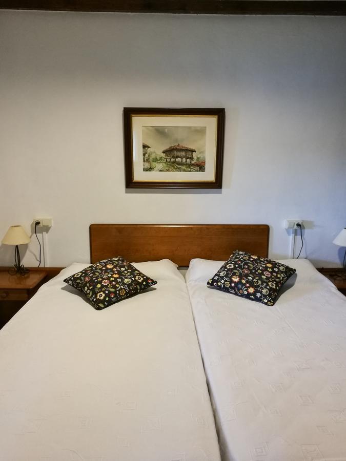 Maison d'hôtes La Asturxana à Malleza Extérieur photo