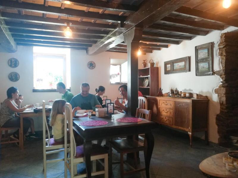 Maison d'hôtes La Asturxana à Malleza Extérieur photo