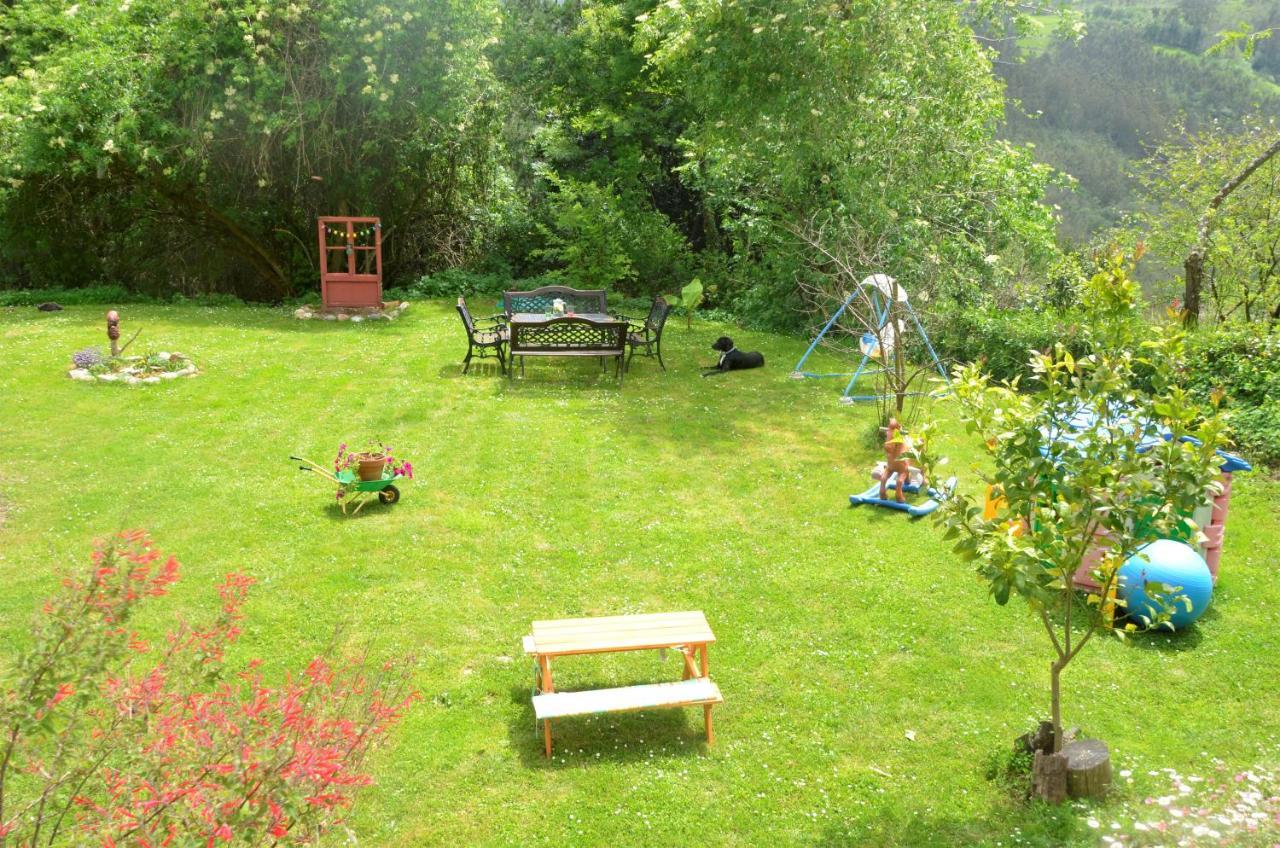 Maison d'hôtes La Asturxana à Malleza Extérieur photo
